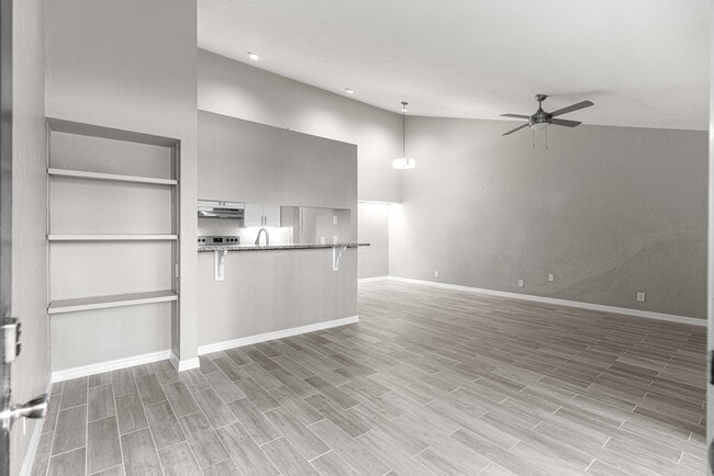 Foto del edificio - 4151 SE 22nd Ave