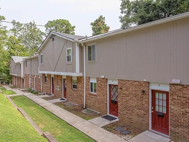 Photo - 205 Sunrise Ln (Chapel Hill, NC) Townhome
