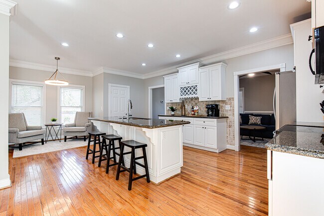 Foto del edificio - 939 Connally St SE