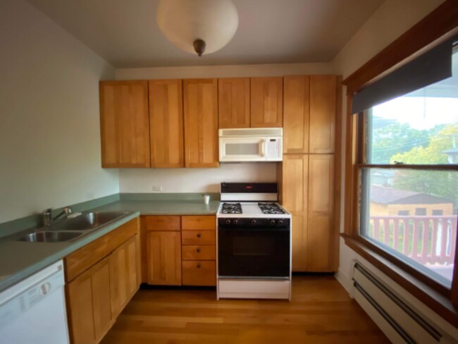Foto del edificio - 607 N Humphrey Ave
