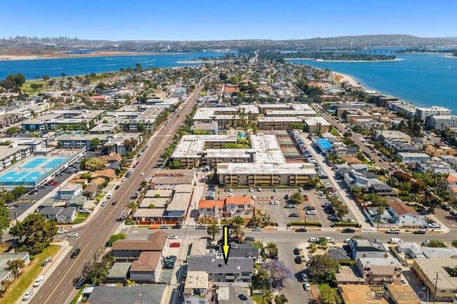 Building Photo - 4015 Promontory street