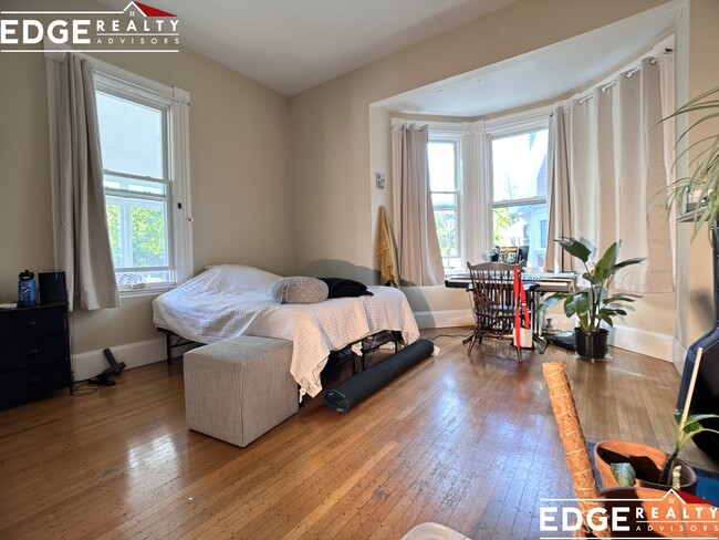 Foto del edificio - 30 Murdock St