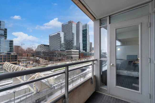 Photo du bâtiment - 151 Dan Leckie Way