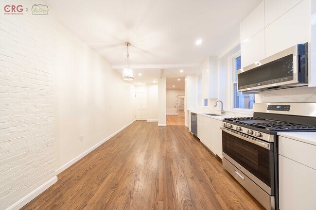 Foto del edificio - 1726 Beacon St