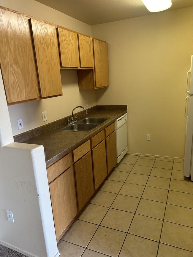 Building Photo - Cozy 1-Bedroom Unit in Prime Durango Location