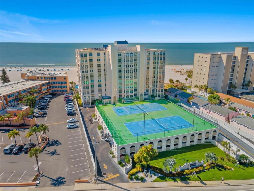 Foto principal - 4950 Gulf Blvd