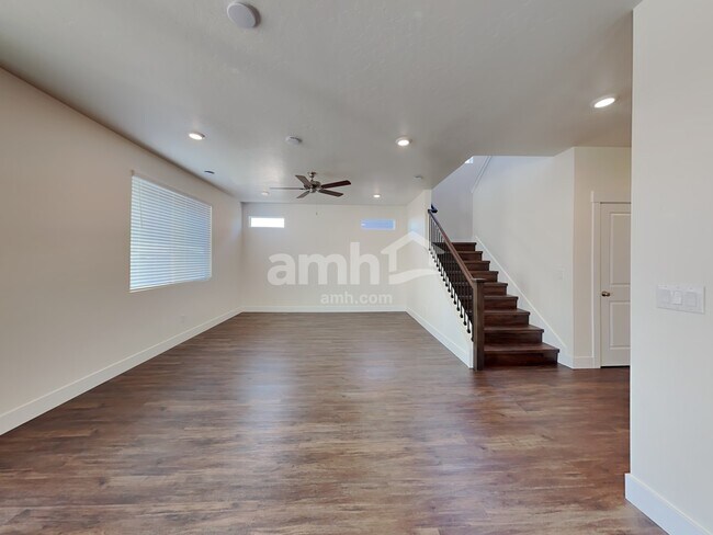 Foto del edificio - 9433 Clancey St