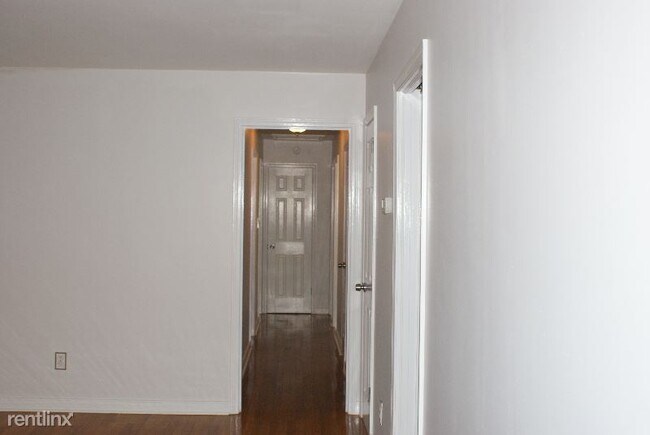 Building Photo - 3 br, 1.5 bath House - 3824 Beulah Rd