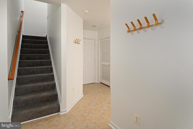 Building Photo - 10229 Brighton Ridge Way