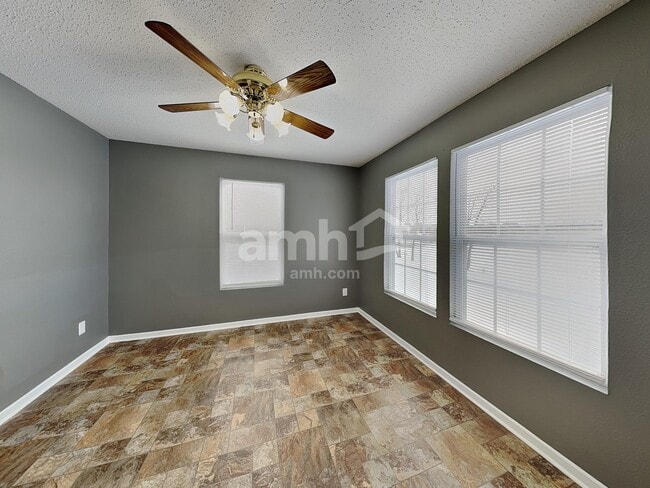 Building Photo - 6847 Tadpole Ct