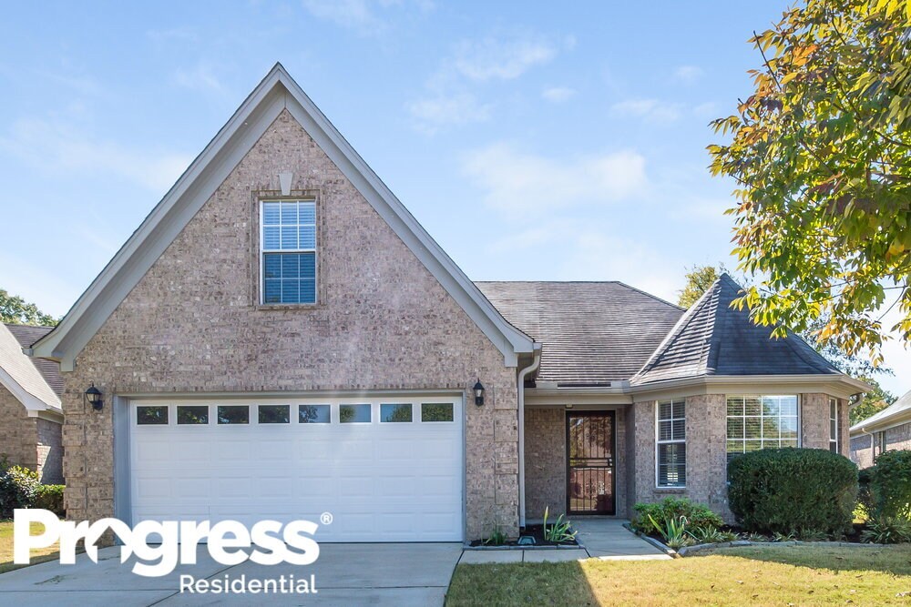 Primary Photo - 9909 Southern Oak Way