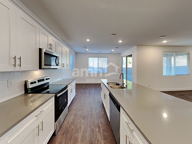 Building Photo - 2754 Hot Cider Avenue