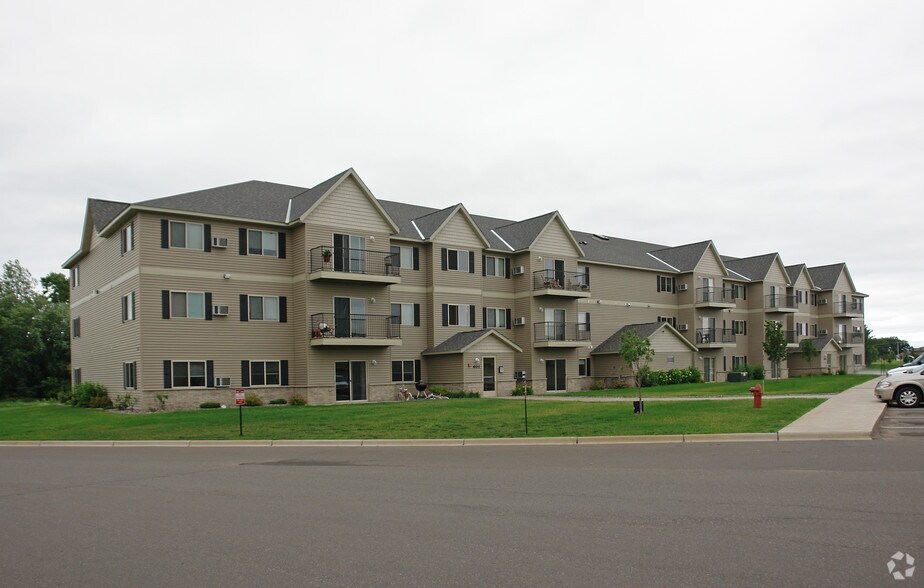 Rum River Apartments Rentals Isanti, MN