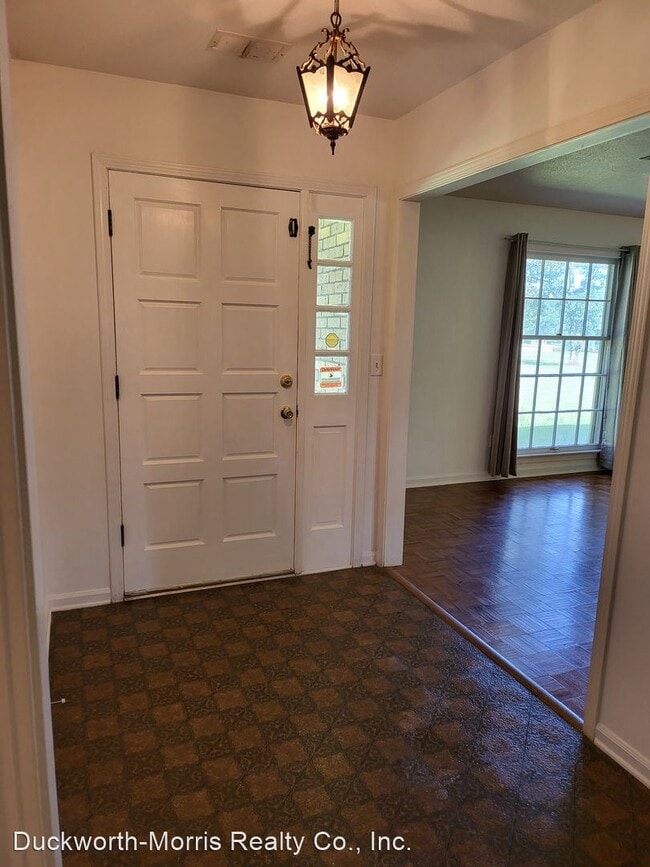 Building Photo - 3 br, 2.5 bath House - 5601 Flatwoods Road