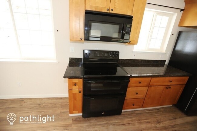 Foto del edificio - 21707 47Th Avenue Court E, Spanaway, WA, 9...