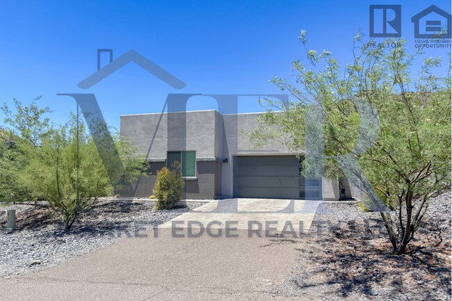 Building Photo - 3Bed/2Bath Home at Surrey Dr/Cave Creek Rd...