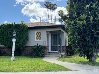 Building Photo - 13900 Burbank Blvd