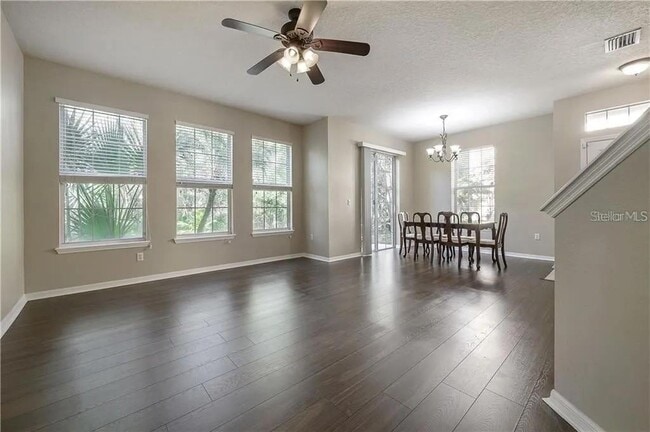 Foto del edificio - 6729 Eagle Feather Dr