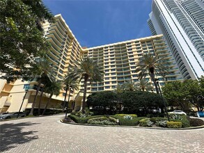 Building Photo - 2501 S Ocean Dr