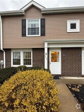 Building Photo - 208 Countryside Dr