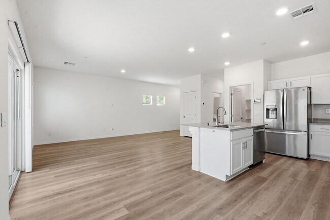 Foto del edificio - 4706 Turquoise Clfs Ave
