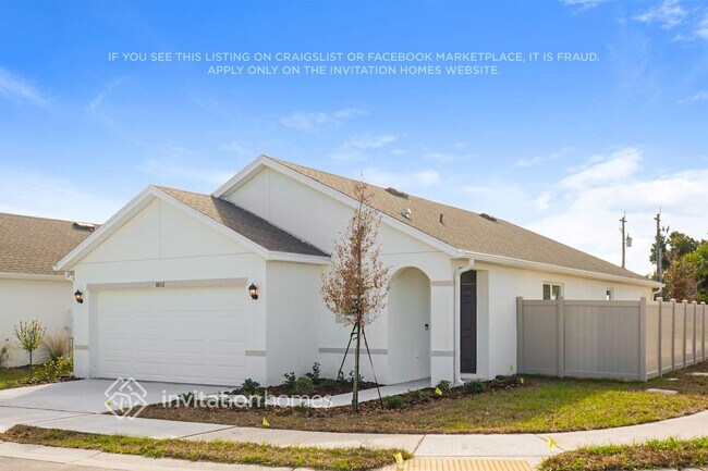 Foto del edificio - 8052 Majestic Palms Ct