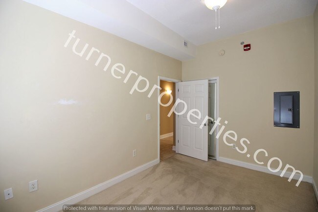 Foto del edificio - 1100 Bluff Rd