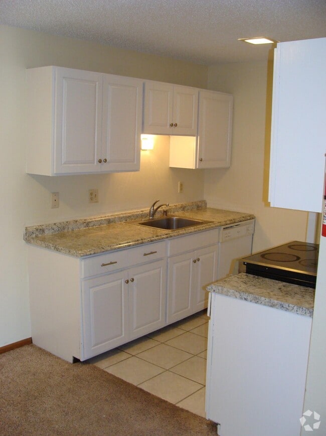 Building Photo - 998 W Beaver Creek Blvd