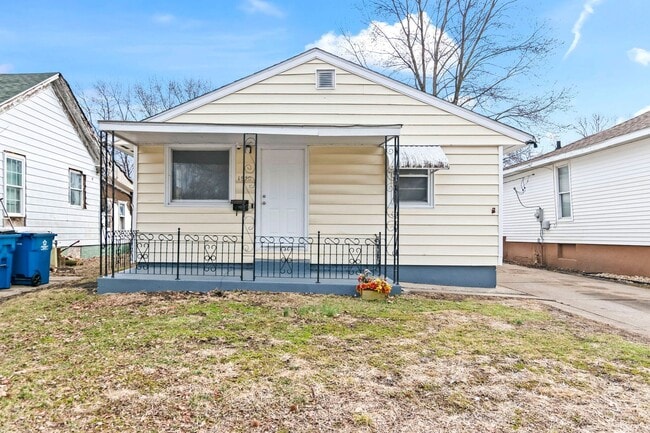 Building Photo - Nice 2 bedroom home