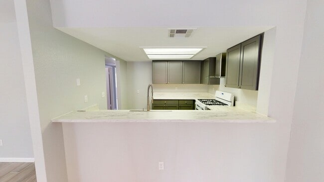 Building Photo - **RENT SPECIAL** Newly Updated 2 bed, 2 bath located in San Bernardino!