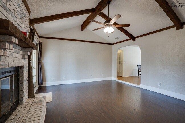 Building Photo - 5402 Pebblestone Dr