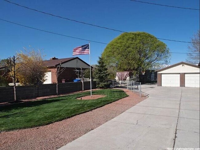 Building Photo - Lehi 3 bedroom, 3 bathroom home