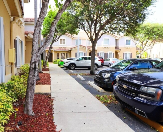 Foto del edificio - 9020 W Flagler St