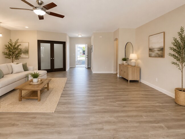 Foto del edificio - Spacious 4BR/2BA Family Home in Fowler – Move-In Ready for Summer!