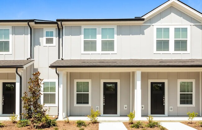 Foto del edificio - 228 River Rock Dr