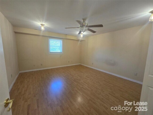Building Photo - 105 A Kluttz St