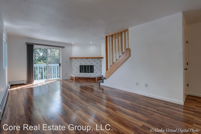 Foto del edificio - 2 br, 1.5 bath House - 9220 Glenn Haven Dr...
