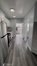 Building Photo - 1032 Normandie Ave