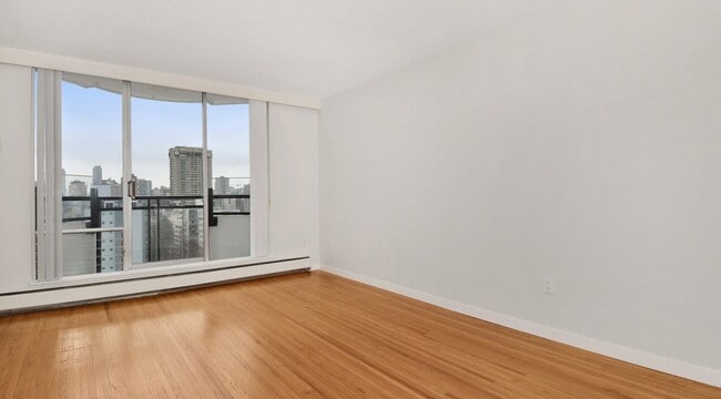 Building Photo - Emerald Terrace