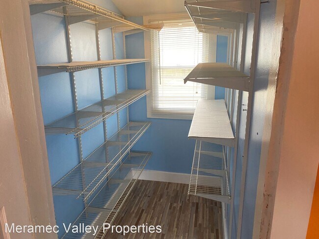 Foto del edificio - 3 br, 1 bath House - 7048 Raymond Ave