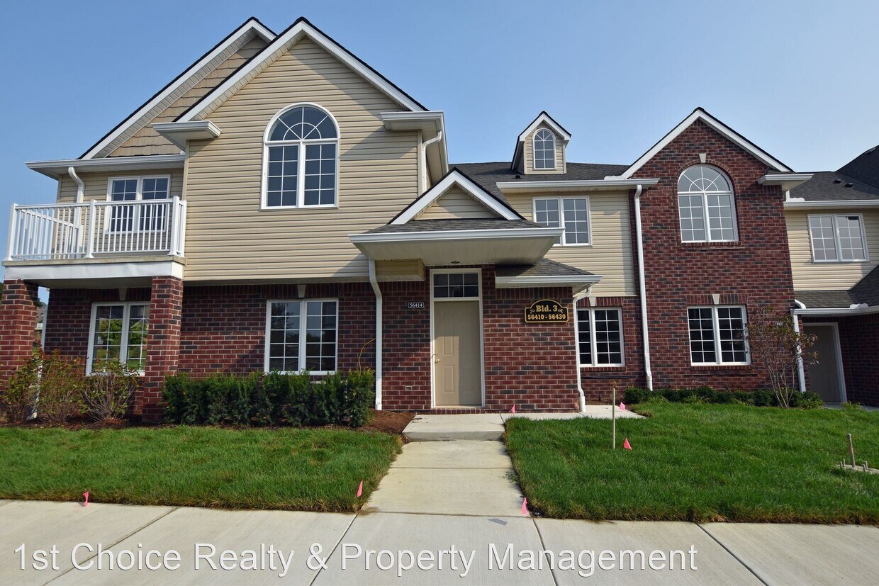 Foto principal - 2 br, 2 bath House - 56449 Addison Drive
