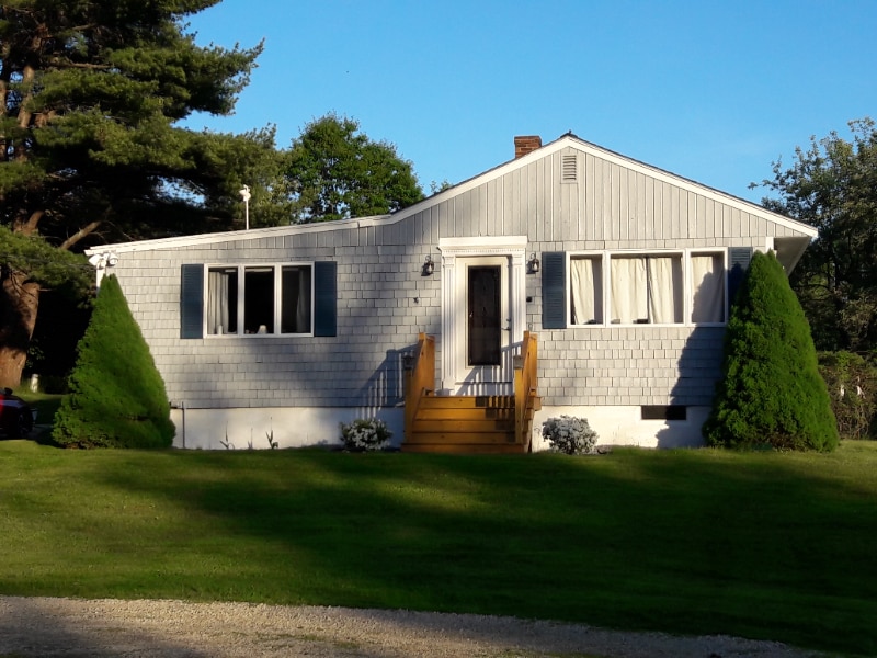 42 Bartlett Rd, Kittery, ME 03905 House Rental in Kittery, ME