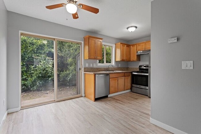 Photo - Spacious 2bed/1bath townhome