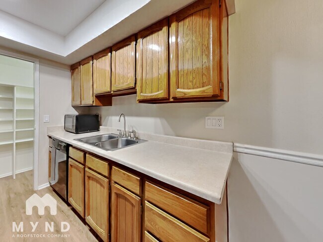 Foto del edificio - 16635 N Cave Creek Rd