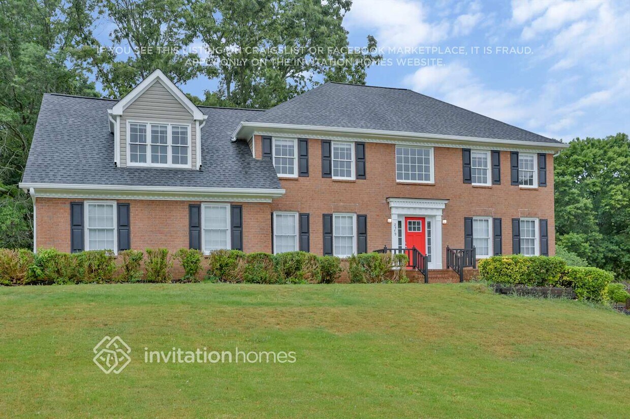 Primary Photo - 2579 Hickory Cove SW