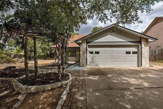 Foto del edificio - 7801 Coldstream Dr
