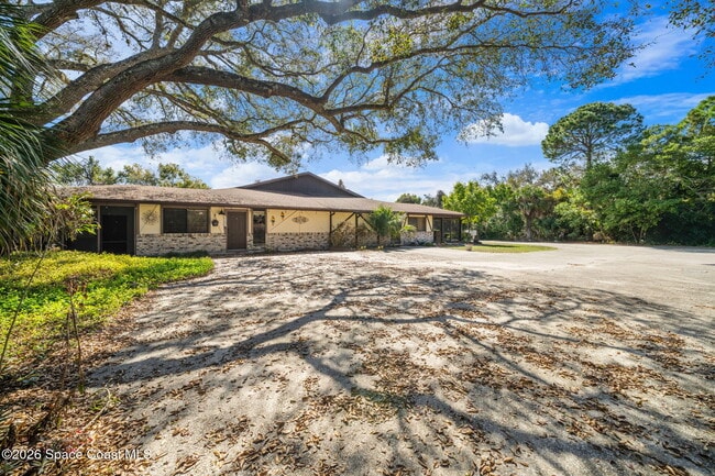 Building Photo - 6109 Gallop Ct