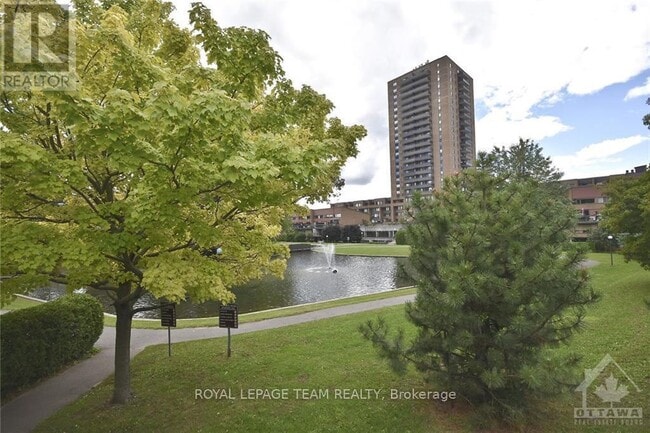 Building Photo - 260 Brittany Dr