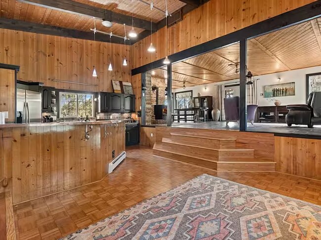 Foto del edificio - 2 Los Amigos Ct