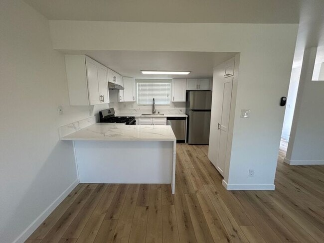Building Photo - 10237 Tujunga Canyon Blvd